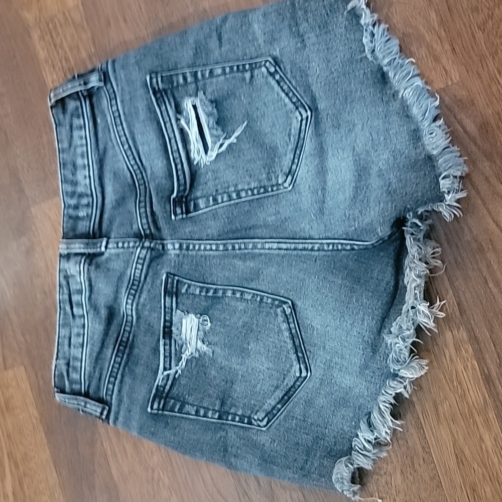 Free People We The Free Black Grey Denim Shorts 26 Curvy *Free With Purchase* - Picture 3 of 7